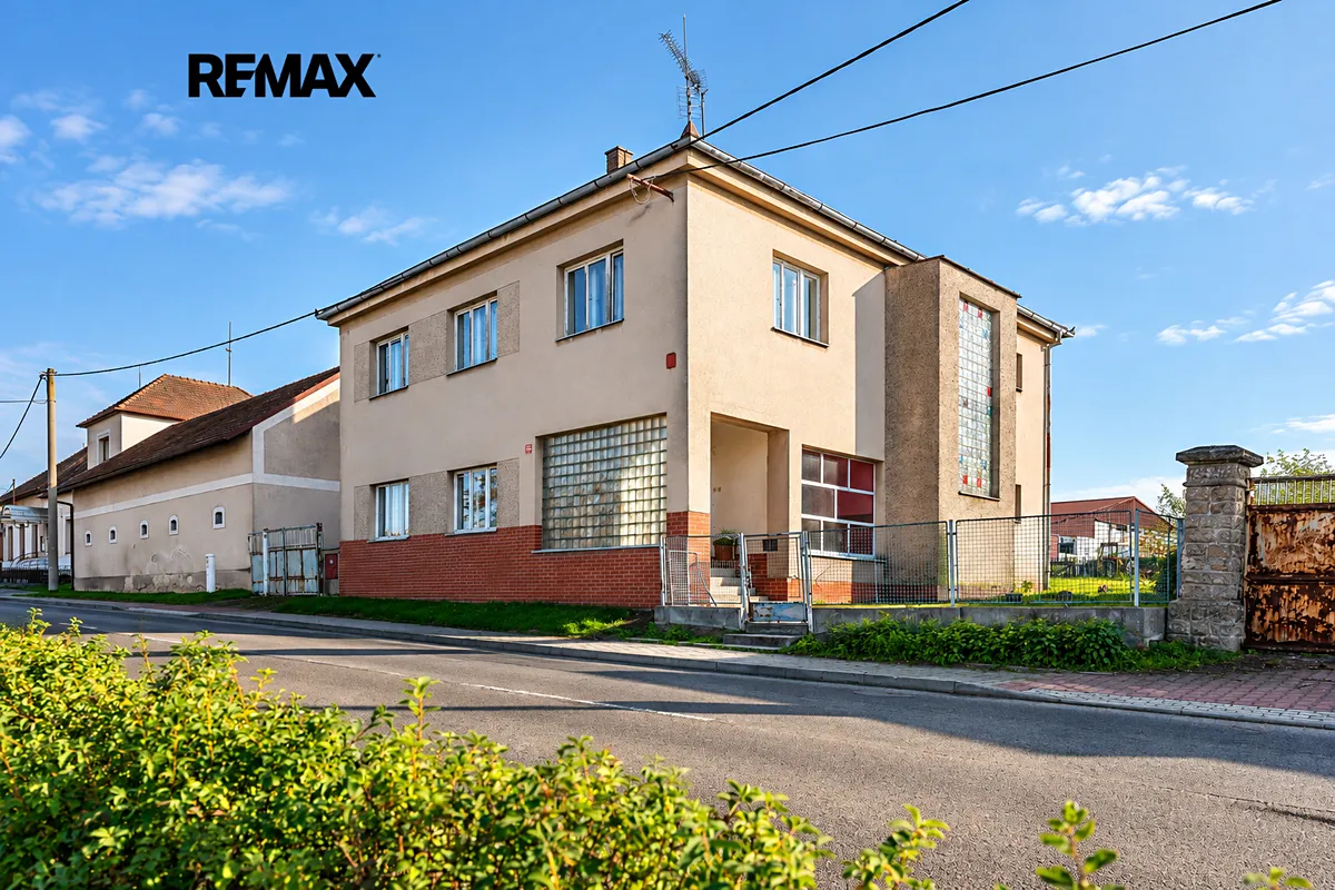 Prodej rodinného domu 182 m², pozemek 711 m²